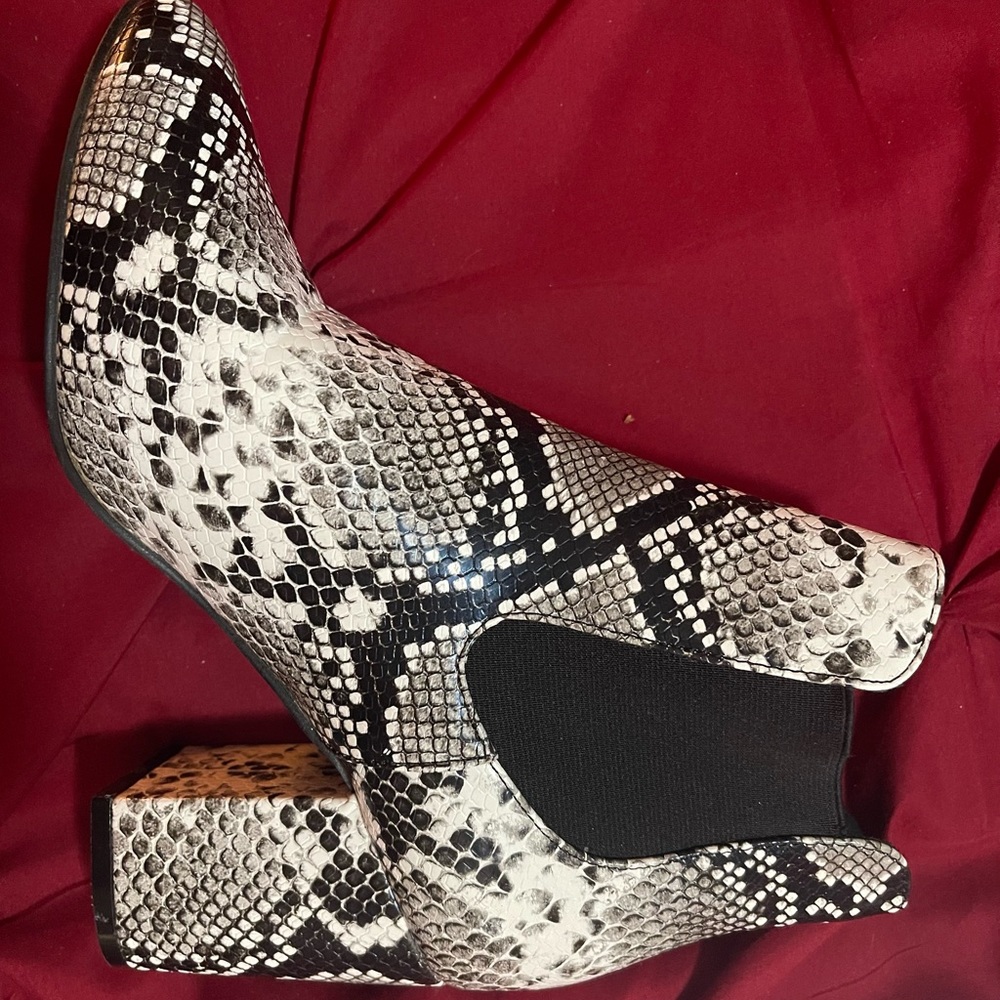 Snakeskin Booties - Picture 2 of 3
